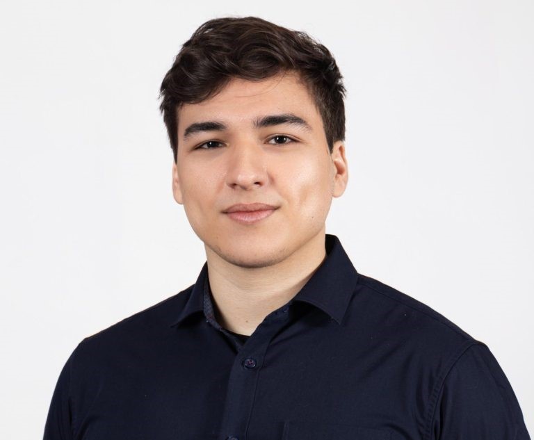Adrian Torres